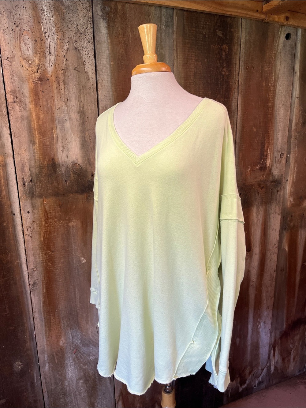 Free People Oversized Cotton V-neck Raw Edge Pale Lime Green Sweatshirt | M